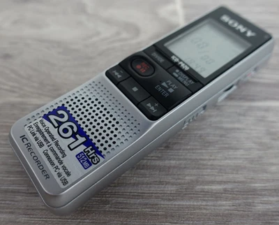 Sony ICD-P620 Digital Voice Recorder - 261 Hours  512Mb - Image 1 of 4