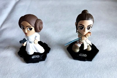 STAR WARS ACTION FIGURE PRINCIPESSA LEIA E REY SKYWALKER - Immagine 1 di 4