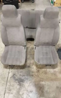 Juego de asientos delanteros y traseros Jeep TJ Wrangler caqui 2003 2004 2005 2006 95196 Foto 1 de 4