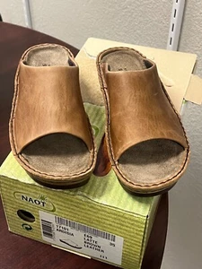 New Naot Women's Ardisia Latte Brown Leather Slip On Sandal Size EU35 US5 - Picture 1 of 6
