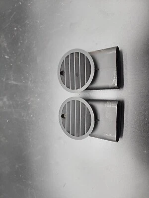 Par de cubiertas de boquilla de ventilación de tablero OEM BMW 83-94 E30 325eS 325i 325is 318i 318i M2 Foto 1 de 4