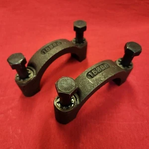 1948-1950 Ford F1 Truck Rear Differential Carrier Main Bearing Caps Dana 41 Axle - Picture 1 of 3