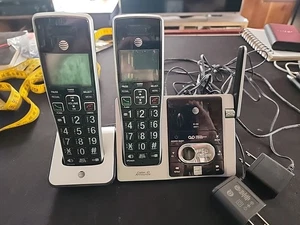 AT&T CL82413 2 Handset Cordless Phone System Answering Machine w/ Caller ID - Picture 1 of 4