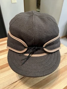 Stormy Kromer Mercantile Wollmütze Größe 7 1/8 olivgrün hellbraun Borte hergestellt in den USA - Bild 1 von 11