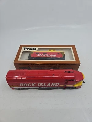 Vintage Tyco Rock Island Shark Nose Locomotive Diesel Locomotive And Tender  - Image 1 of 4