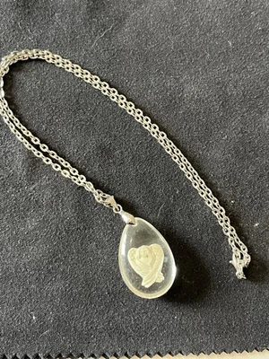 Vintage Angel Worry Stone necklace with a clear acrylic pendant silver chain - Image 1 of 4