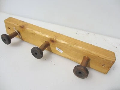 Abrigo de madera estante sombrero colgadores ganchos madera antigua bobina industrial  Foto 1 de 4