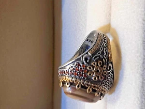 Men's silver ring with Onyx agate, wavy, milky colour, made in Yemen, size 11 - Picture 1 of 6