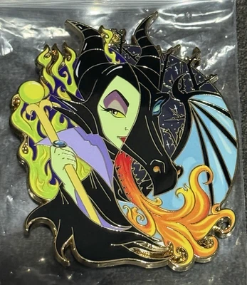Prendedor Jumbo Fantasía Maléfica Medio Dragón 3" - Inspirado en Disney La Bella Durmiente Foto 1 de 4