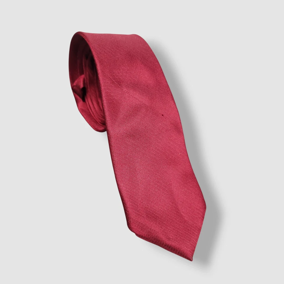 Bloomingdales Men Red Solid Textured Classic Silk Neck-Tie 60 x 2.5 - Image 1 of 1