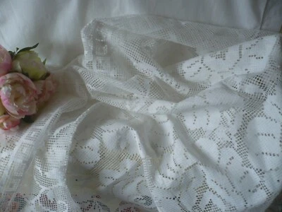 Ancienne petite nappe rectangulaire blanche dentelle coton fleurs 164cm/124cm - Photo 1/4