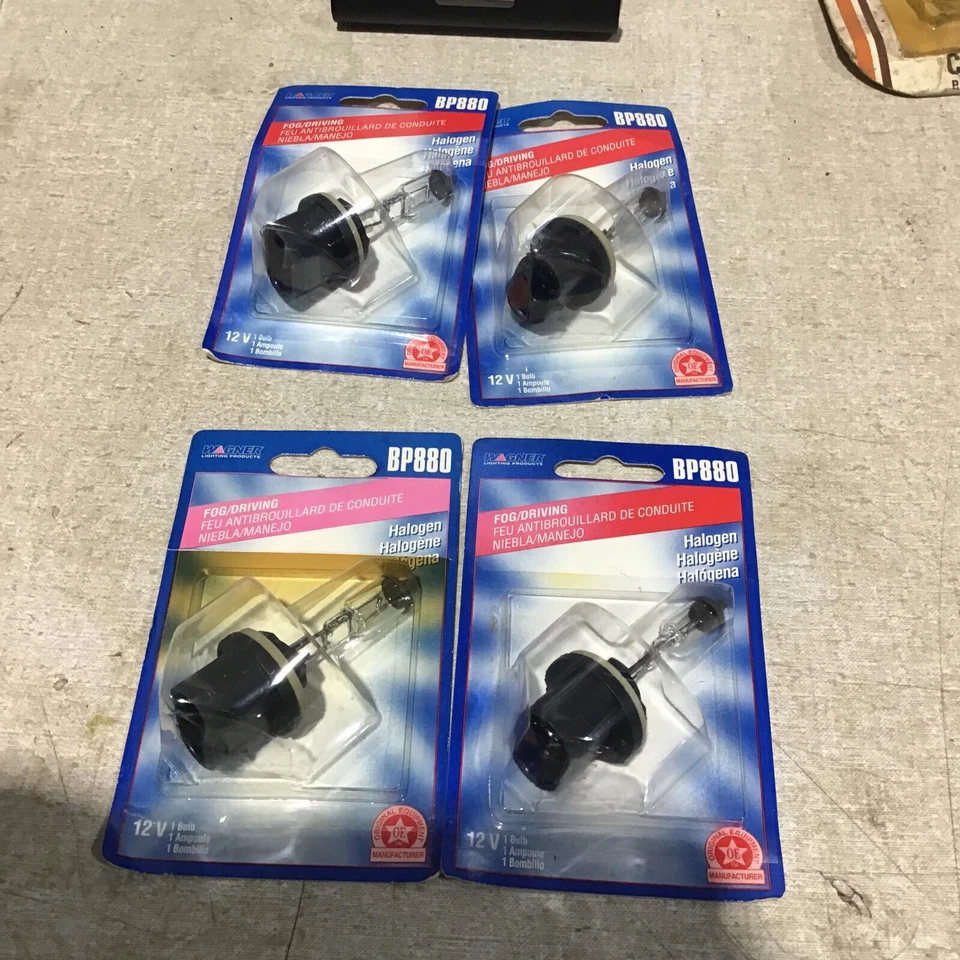Lote de (4) bombillas halógenas antiniebla/conducción Wagner BP880 12V Foto 1 de 1
