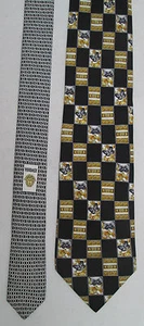 -AUTHENTIQUE cravate cravatte GIANNI VERSACE   100% soie  vintage - Picture 1 of 1