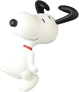 Medicom - Peanuts - Hopping Snoopy VCD Figure