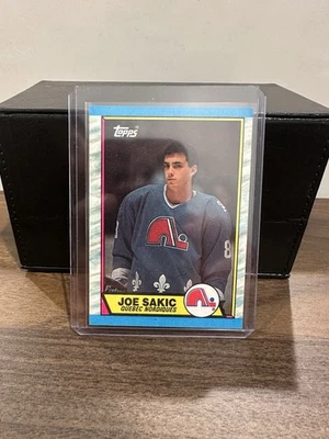 1989-90 Topps - Joe Sakic #113 (RC) - Image 1 of 2