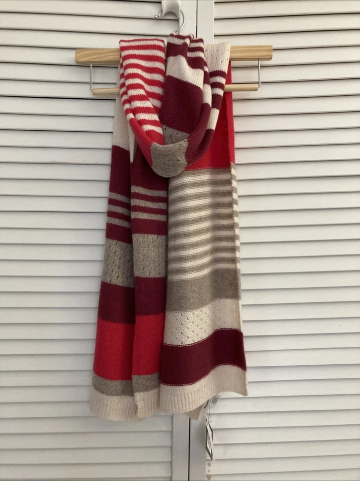 bufanda larga de cachemir a rayas rosa halógeno Foto 1 de 4