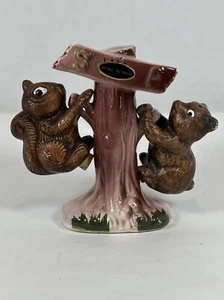 Vtg Bear & Squirrel Hanging On Tree Salt & Pepper Shaker Mixed Set Japan - Picture 1 of 4
