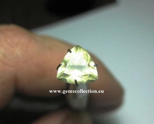 AAA -NATURAL ANDESINE CT 1.85 VVS TRIANGLE CUT GOLDEN YELLOW COLOR ORIGIN CONGO - Foto 1 di 1