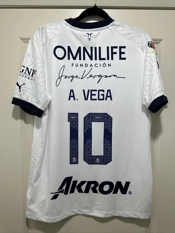 Alexis Vega #10 Men’s LARGE Puma Away Chivas Guadalajara Jersey Liga MX Cover