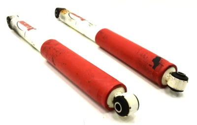 Amortiguadores traseros laterales izquierdo y derecho Chevrolet Silverado 2500HD 2020-2023 OEM Foto 1 de 4