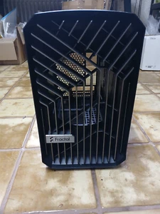 Fractal Design Torrent Nano Black Solid, Mini-ITX FD-C-TOR1N-04 - Bild 1 von 7