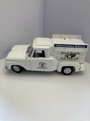 Camión Ford F-100 1965 Sunstar 1/18 - camión de helados de buen humor modelo de coche fundido a presión Foto 1 de 4