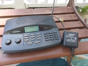 Radio Shack Pro-2016 Weather Alert Programmable Scanner 20-422 with AC Adapter - Picture 1 of 5