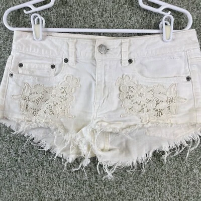 Pantalones Cortos de Denim American Eagle para Mujer 6 Blancos Elastizados Crochet Frontal Costero Usados en Excelente Condición Foto 1 de 4