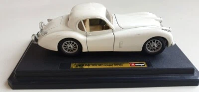 Jaguar XK 120 Coupè 1948 1/24 Bburago cod. 1508 - Immagine 1 di 4