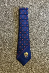 Dagenham & Redbridge 1997 FA Trophy Finale Krawatte, 100 % Polyester, sehr guter Zustand - Bild 1 von 4