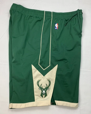 Milwaukee Bucks Shorts Authentic Game Worn Team Issue Brook Lopez Nike NBA 2XL Cover