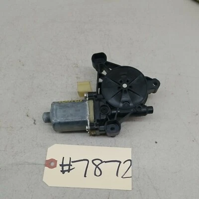 2015 - 2017 Volkswagen Golf Front Right Passenger Power Window Motor 5Q0959802B - Image 1 of 4