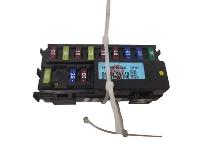 HYUNDAI i40 CW VF Sicherungskasten 919513X140 1.7 Diesel 100kw 2012 28779364 - Immagine 1 di 4