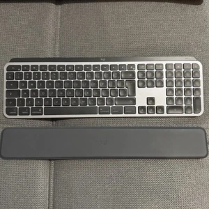 Tastiera Logitech MX Keys S dimensioni complete wireless Bluetooth ufficio grigia 920-012845 - Foto 1 di 2