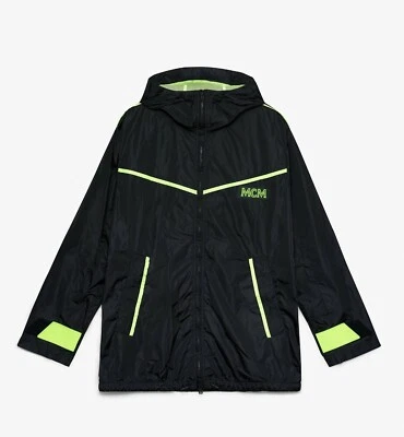 850 美元 MCM 男式 Flo 黑色尼龙橡胶标志派克大衣防风夹克 MHJ9ALC05BK — 第 1/4 张图片