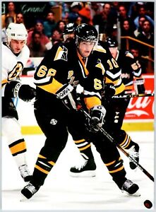 JAROMIR JAGR PITTSBURGH PENGUINS 8" X 11" Magazine Photo Clipping Page M144