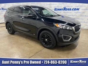2016 Kia Sorento LX - Picture 1 of 12