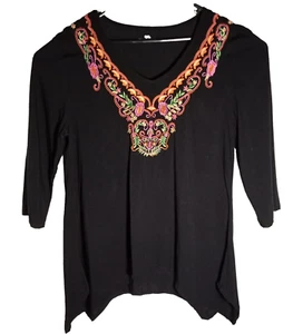 Princess Cruises Womens Medium TOP Black 3/4 Sleeve Embroidered Neckline - Picture 1 of 9