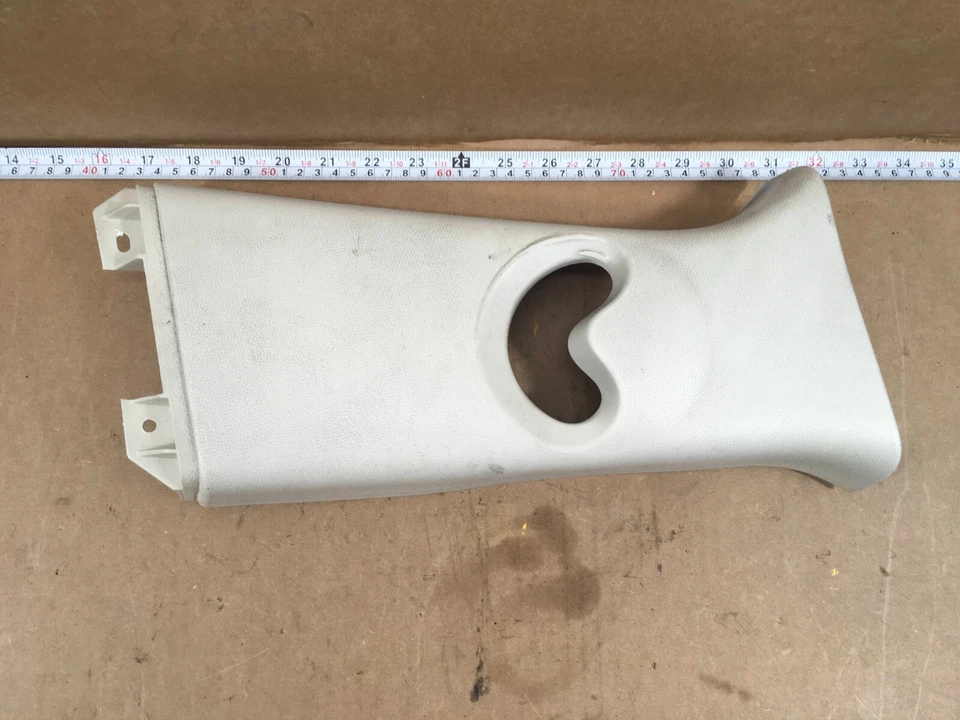 Mini Cooper Countryman 2011-2015 paso derecho lado superior centro B pilar moldura OEM. Foto 1 de 4