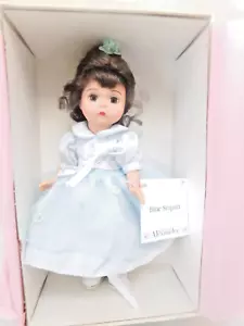 Madame Alexander: Puppe mit blauen Pailletten #30610. 8 Zoll Puppe - Originalkarton - neu besaitet - Bild 1 von 8