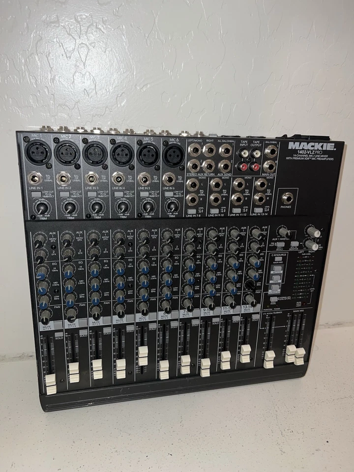 Mackie 1402-VLZ Pro 14-Channel Mic/Line Mixer with Premium XDR Mic Preamplifiers - Image 1 of 3