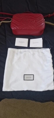 Gucci Red Marmont Matelassé Leather Shoulder Bag - Image 1 of 4