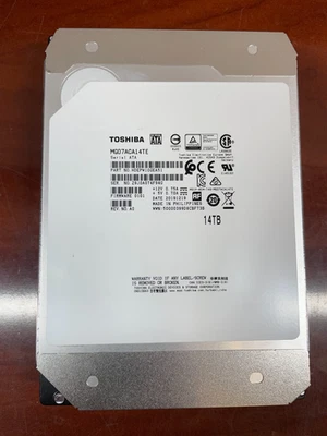 Toshiba MG07ACA14TE 3.5in 14 TB SATA 6 GB/s 7200 RPM  Internal Hard Drive - Image 1 of 4
