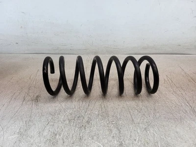 Mola helicoidal traseira Ford Focus RS 2016 2017 2018 G1FZ-5560-A - Imagem 1 de 4