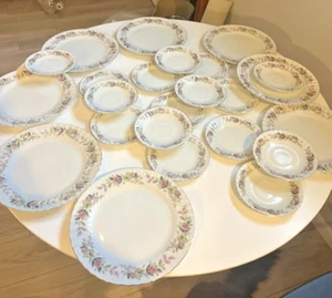 Regency Rose Creative Porcelain Dish Set serves 8, 32 set Cottage Core Pink - Picture 1 of 9