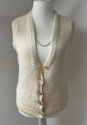 Damen ärmellose Strickweste selbstgestrickt Größe M wollweiß - Bild 1 von 4