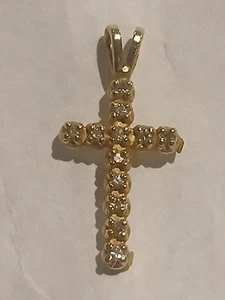 14k diamond cross pendant preowned 3/4" Lenght - Picture 1 of 7