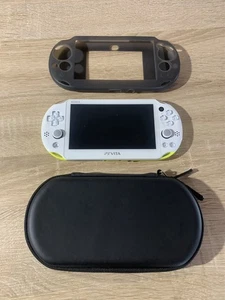 5939 PS VITA PCH-2000 Lime Green / White Excellent TESTED - Picture 1 of 14