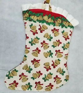 Glocken mit weißer Rüsche Weihnachtsstrumpf grün rot Handarbeit Urlaub Sammlerstück  - Bild 1 von 5