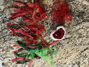 4 Girls Christmas Hair Ties Holiday Accessories Red Green Fancy Bows Lot Ribbons - Picture 1 of 4